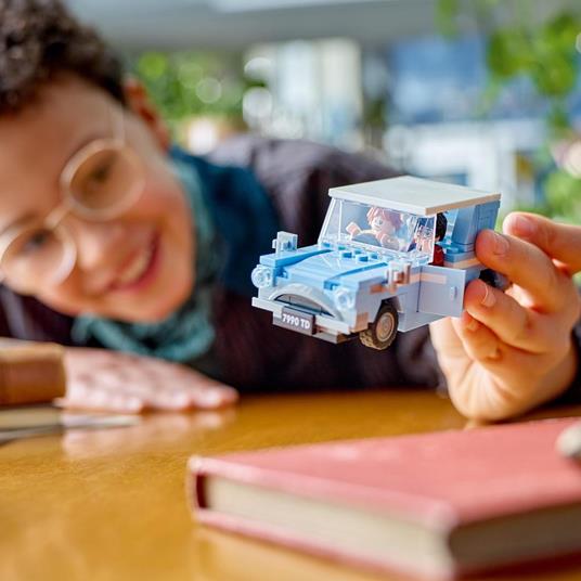 LEGO Harry Potter (76424). Ford Anglia Volante - 2