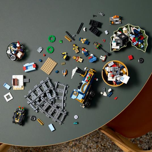 LEGO Icons (10361). Treno espresso festivo - 7