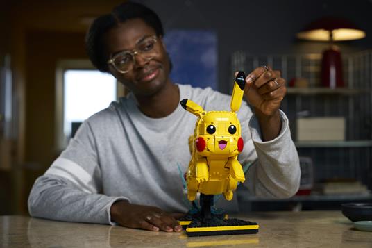 LEGO Pokemon (72152). Pikachu e Poké Ball - 3
