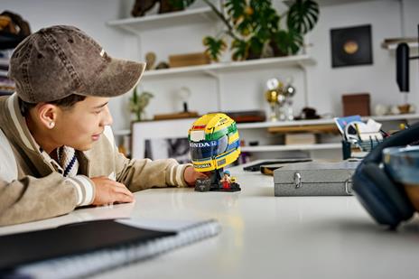 LEGO Editions (43024). Casco Ayrton Senna - 3